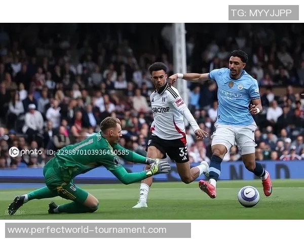 英超激战莱比锡绝杀曼城补时进球点燃全场激情