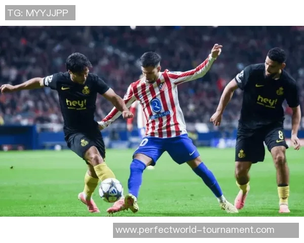 欧联杯精彩对决马竞与AC米兰战成平局引发全场热烈反响