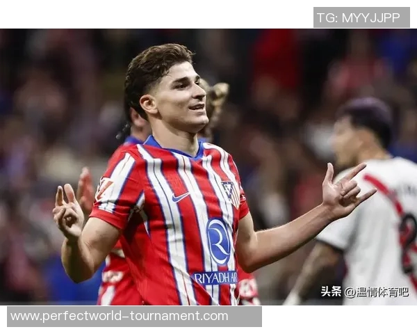 中超精彩对决国米大胜切尔西补时进球引发全场狂欢与转会热议 中超精彩对决国米大胜切尔西补时进球引发全场狂欢与转会热议