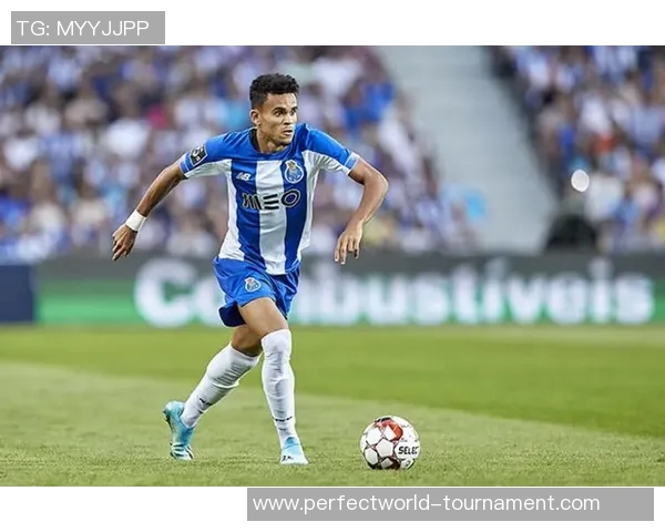 意甲焦点战：里昂与热刺互交白卷引发全场热议