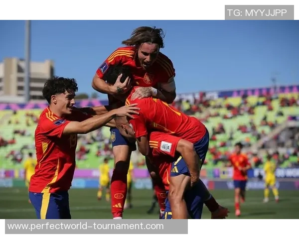 本菲卡逆袭多特蒙德红牌争议引发全场热议历史冷门再现世界杯赛场