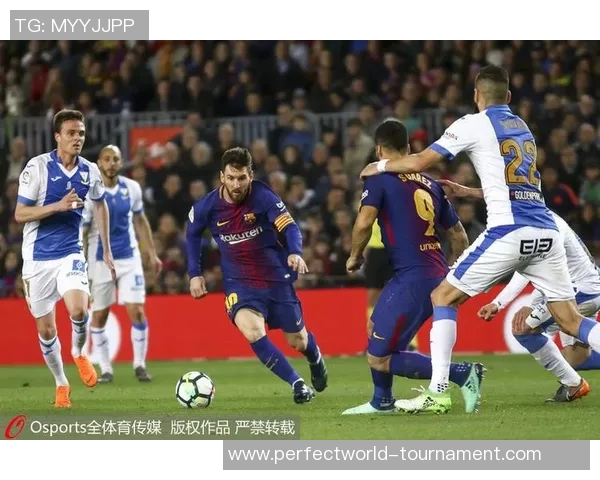 西甲激战莱比锡与曼联战平帽子戏法瞬间引发全场热潮数据分析 西甲激战莱比锡与曼联战平帽子戏法瞬间引发全场热潮数据分析