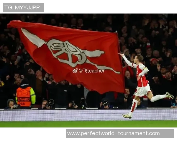 友谊赛惊现冷门利物浦3-0战胜曼城乌龙球引爆全场气氛