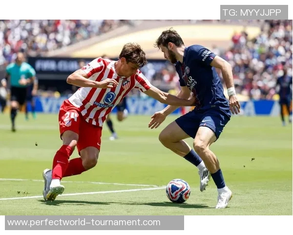 友谊赛精彩对决马竞与巴黎圣日耳曼战成平局帽子戏法引发全场欢呼